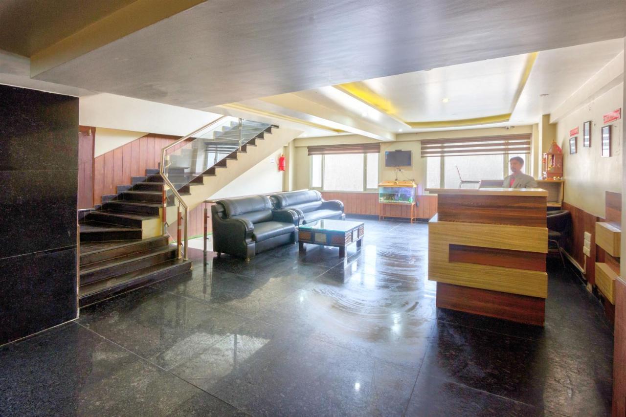 Hotel Neelam Manāli Exterior foto